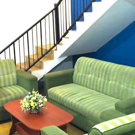 House Of Ahasna Bed & Breakfast Katunayaka Bagian luar foto
