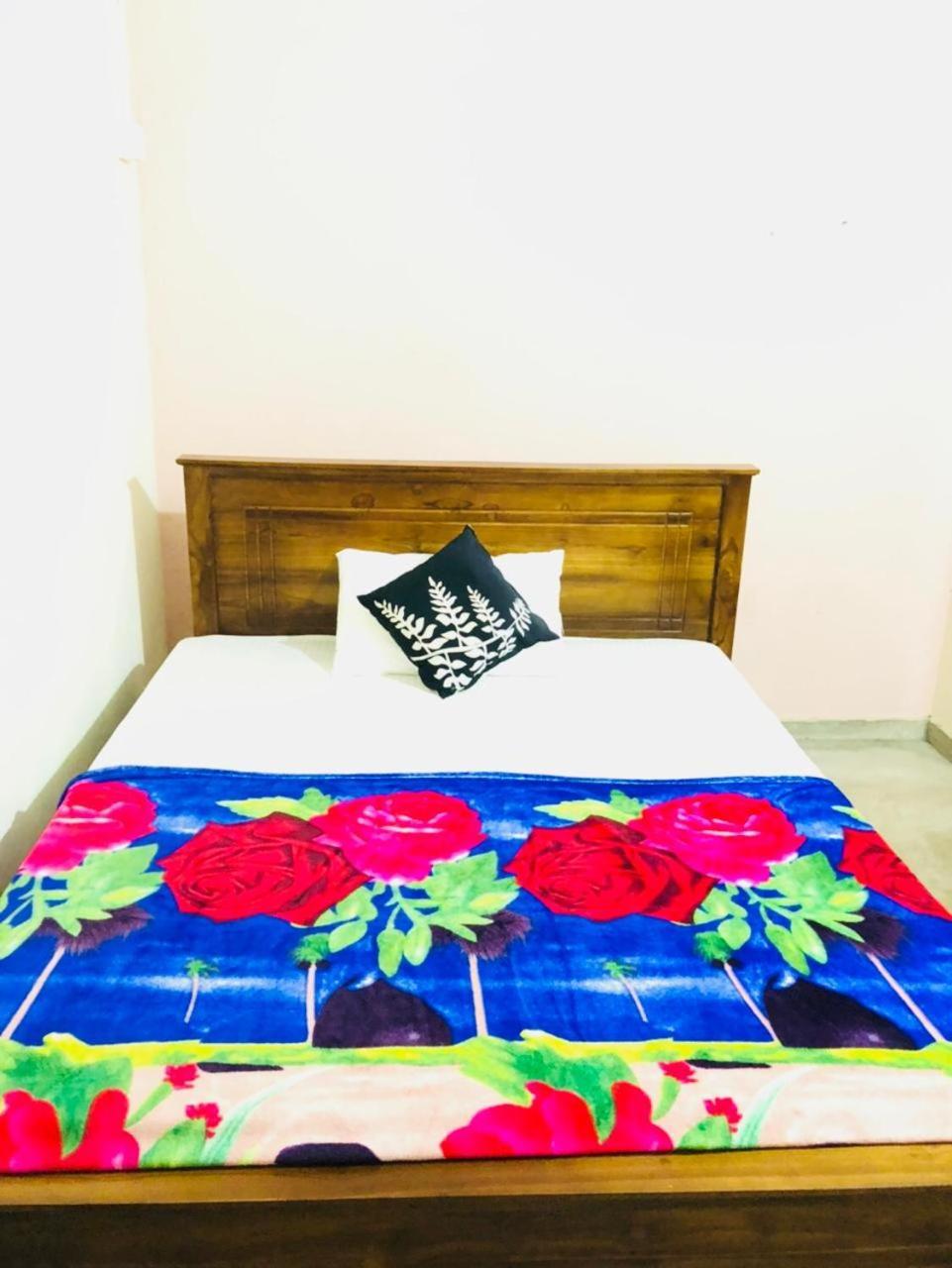 House Of Ahasna Bed & Breakfast Katunayaka Bagian luar foto