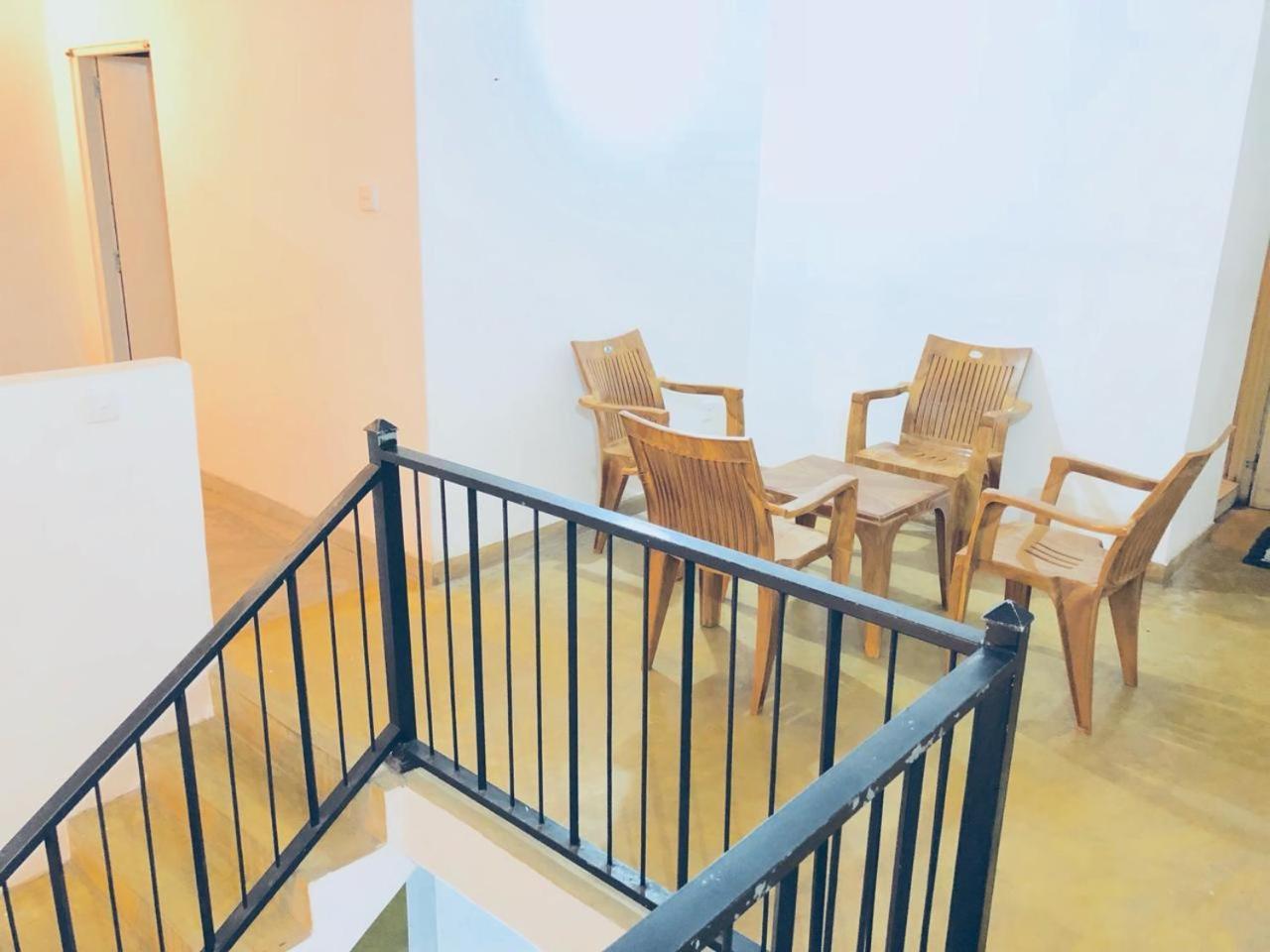 House Of Ahasna Bed & Breakfast Katunayaka Bagian luar foto