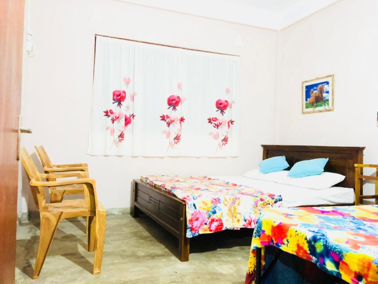 House Of Ahasna Bed & Breakfast Katunayaka Bagian luar foto