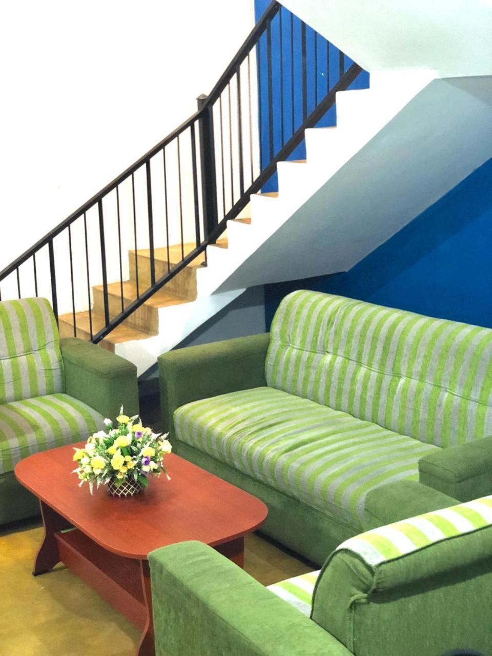 House Of Ahasna Bed & Breakfast Katunayaka Bagian luar foto