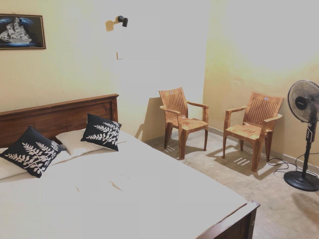 House Of Ahasna Bed & Breakfast Katunayaka Bagian luar foto