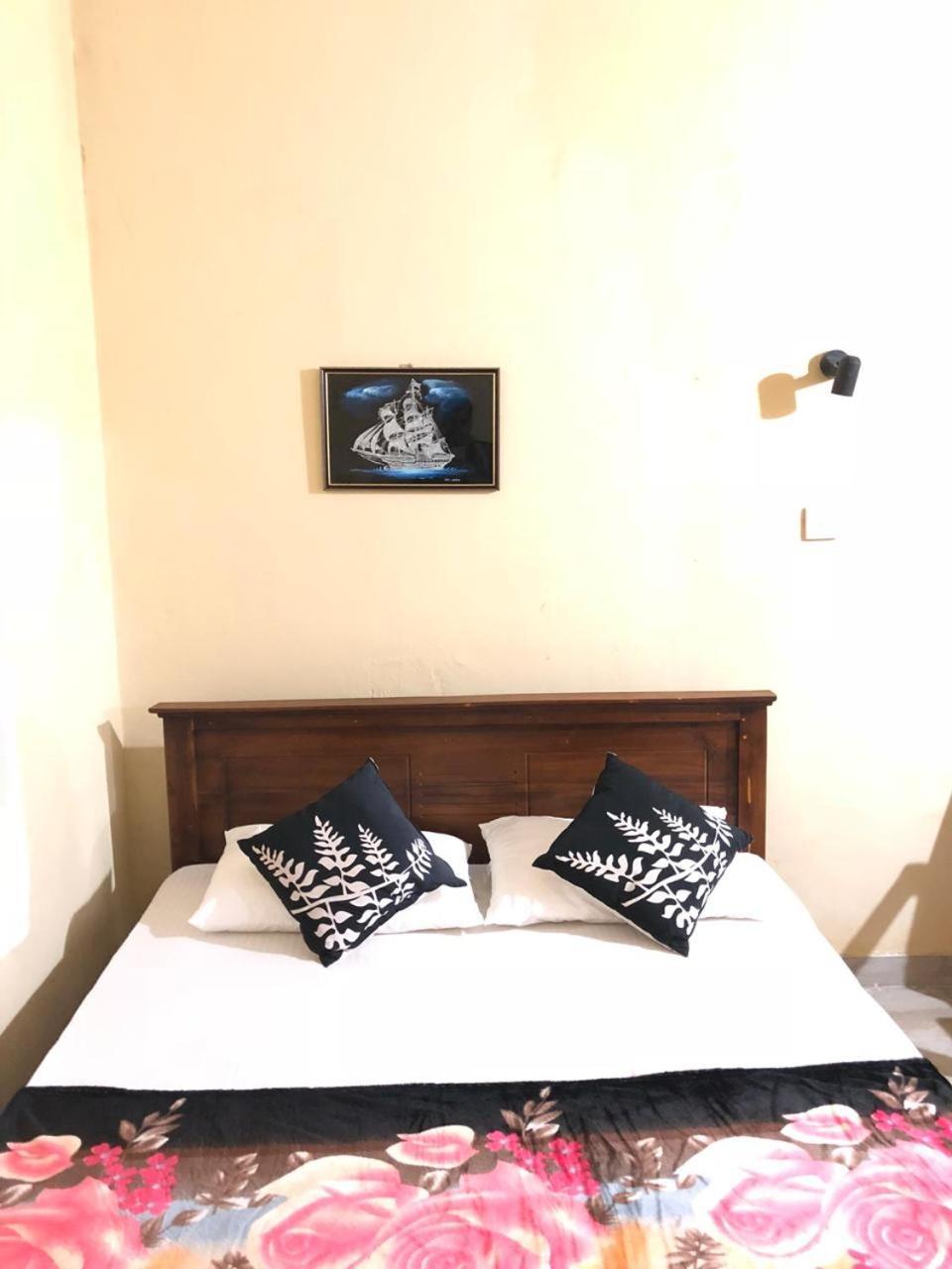 House Of Ahasna Bed & Breakfast Katunayaka Bagian luar foto