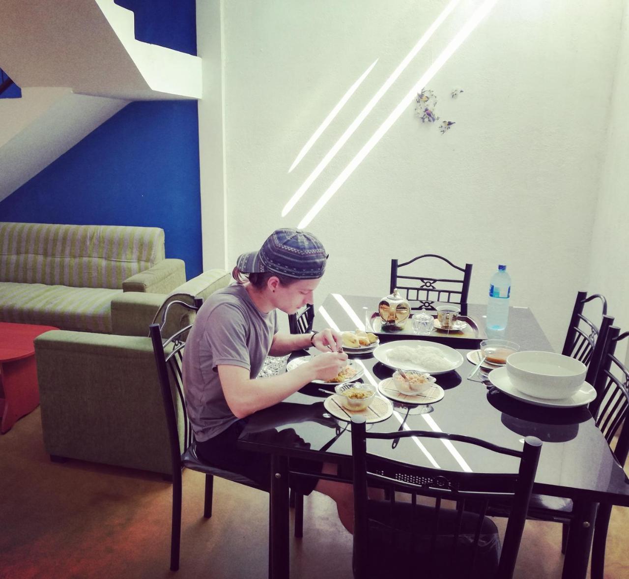 House Of Ahasna Bed & Breakfast Katunayaka Bagian luar foto